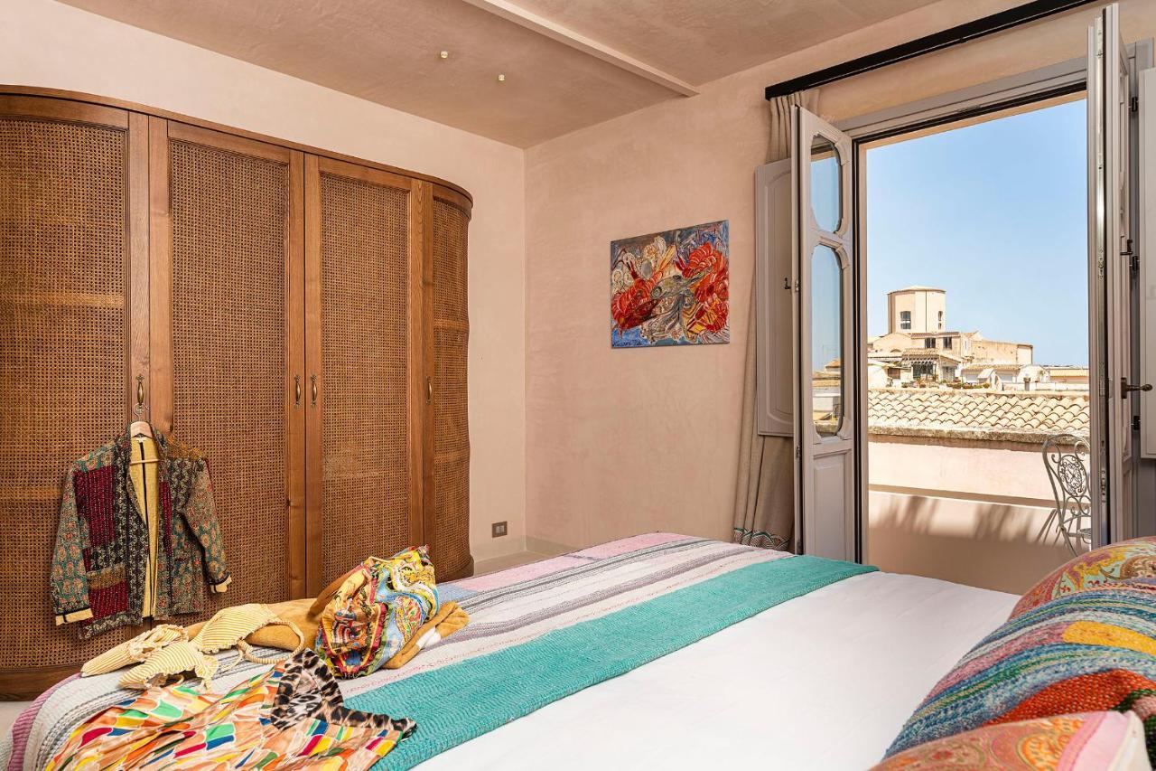 Lume Bed & Breakfast Syracuse Bagian luar foto